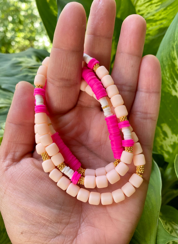 Pink Set of two Peace beaded bracelets | Roxanne Assoulin | MATCHES UK