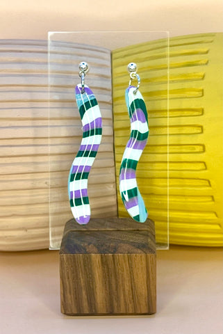 Squiggle the Green Dangles